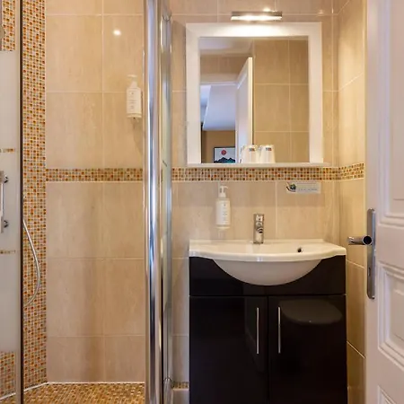 ホテル シャティヨン モンパルナス