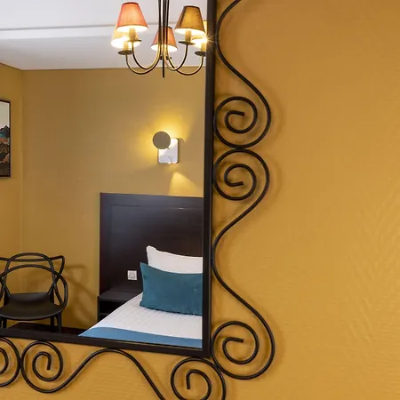 シャティヨン モンパルナス ホテル 3*