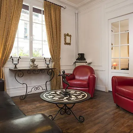 Hotel Chatillon Montparnasse 3*