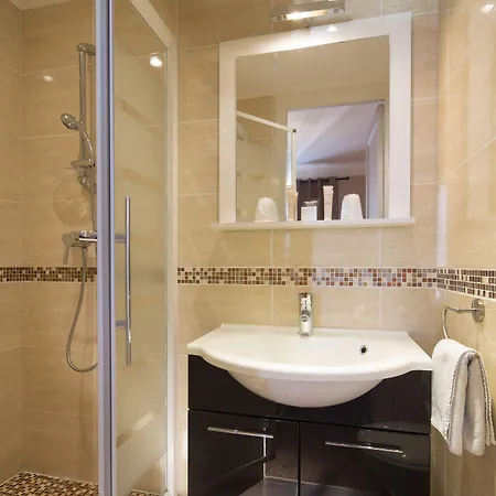 샤티용 몽파르나스 파리