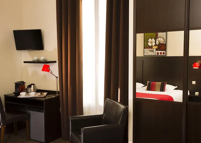 Hotel Chatillon Montparnasse Parigi