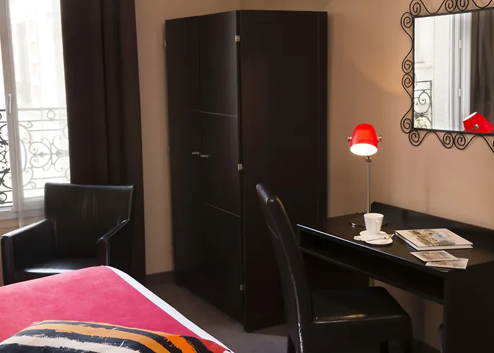 Hotel Chatillon Montparnasse Parigi