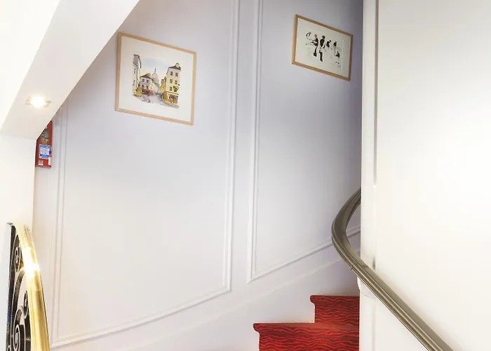 Hotel Chatillon Montparnasse Parigi