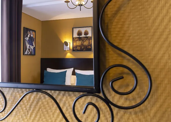 Chatillon Montparnasse Hotel 3*